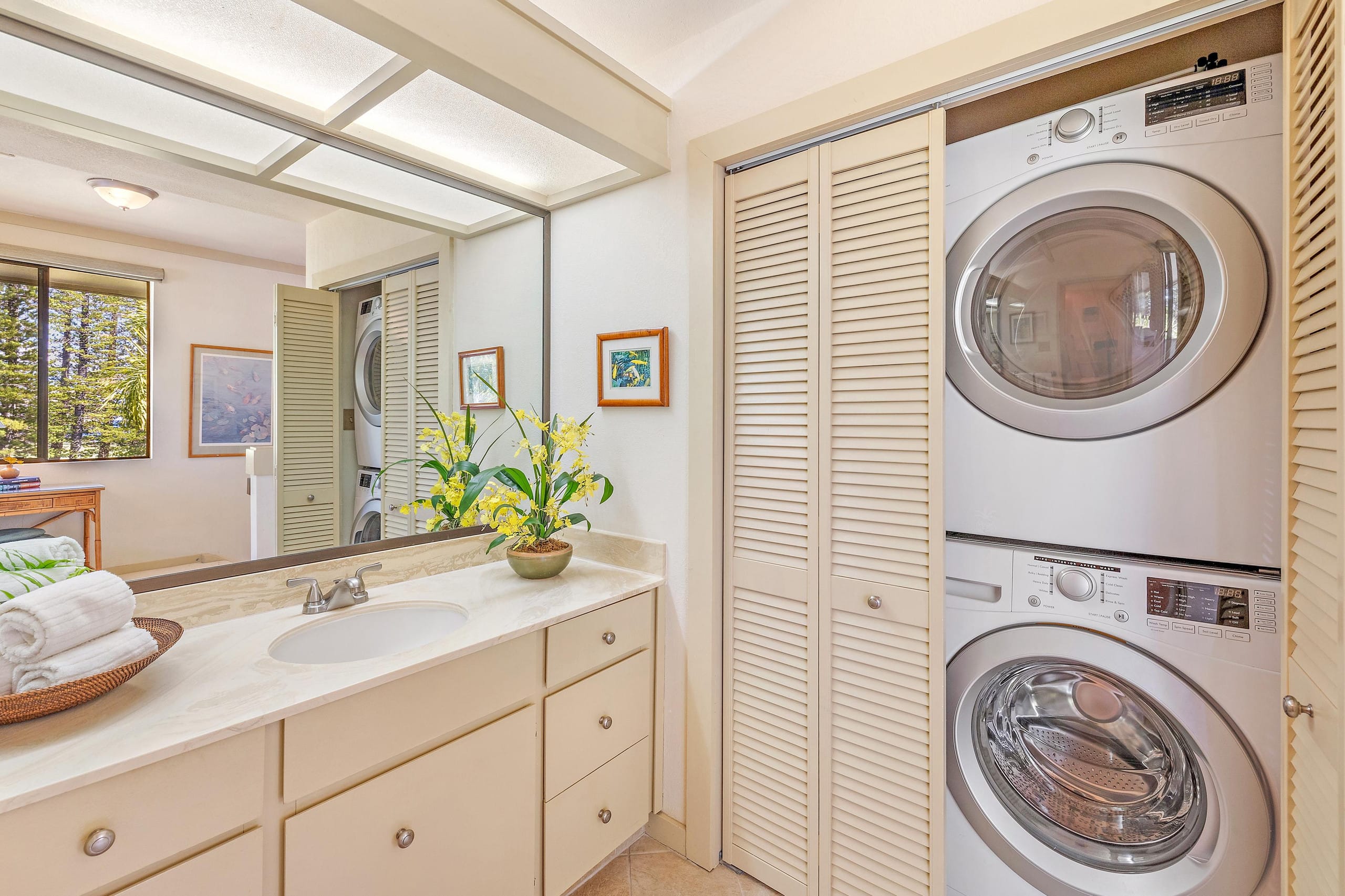 Condo in Lahaina · ★5.0 · 1 bedroom · 2 beds · 2 baths - Image 24