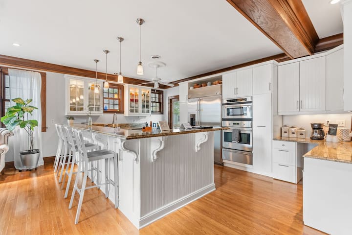 MINNeSTAY* Linden Hills Haven gallery image 3