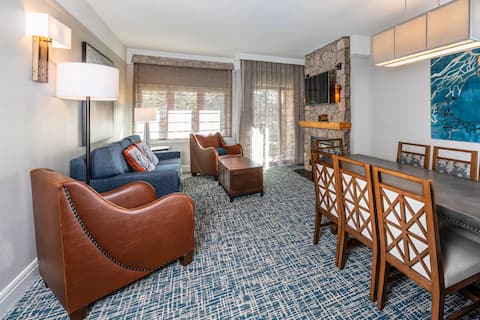 Popular Airbnb listing: Marriott Timber Lodge – 1BR King - Summer Retreat in South Lake Tahoe