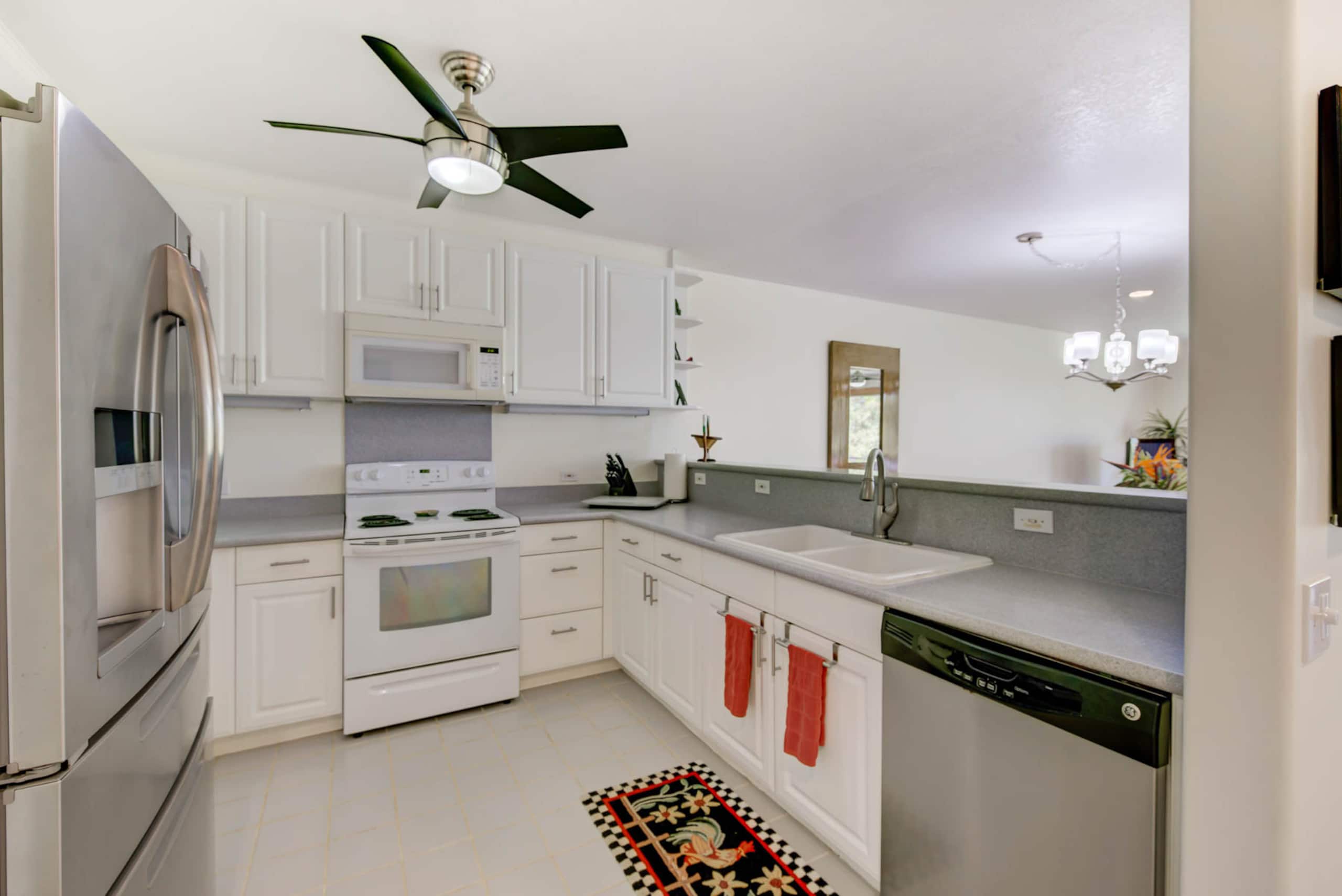 Condo in Princeville · ★4.76 · 2 bedrooms · 3 beds · 2 private baths - Image 13