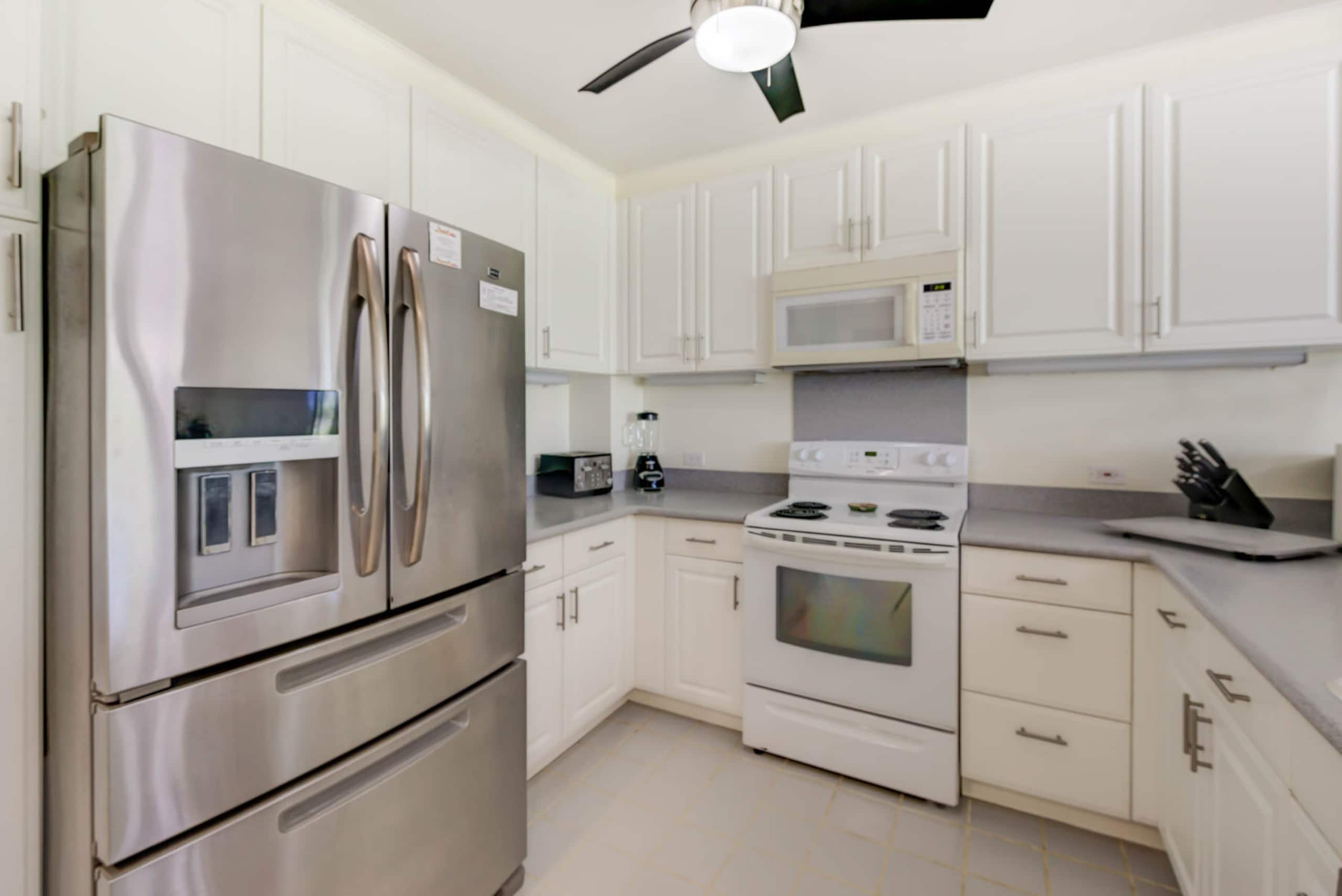 Condo in Princeville · ★4.76 · 2 bedrooms · 3 beds · 2 private baths - Image 14