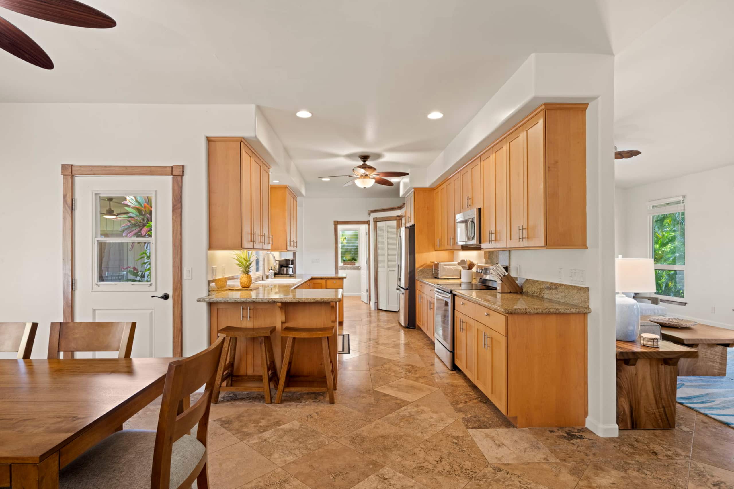 Home in Princeville · ★5.0 · 3 bedrooms · 3 beds · 3 private baths - Image 13