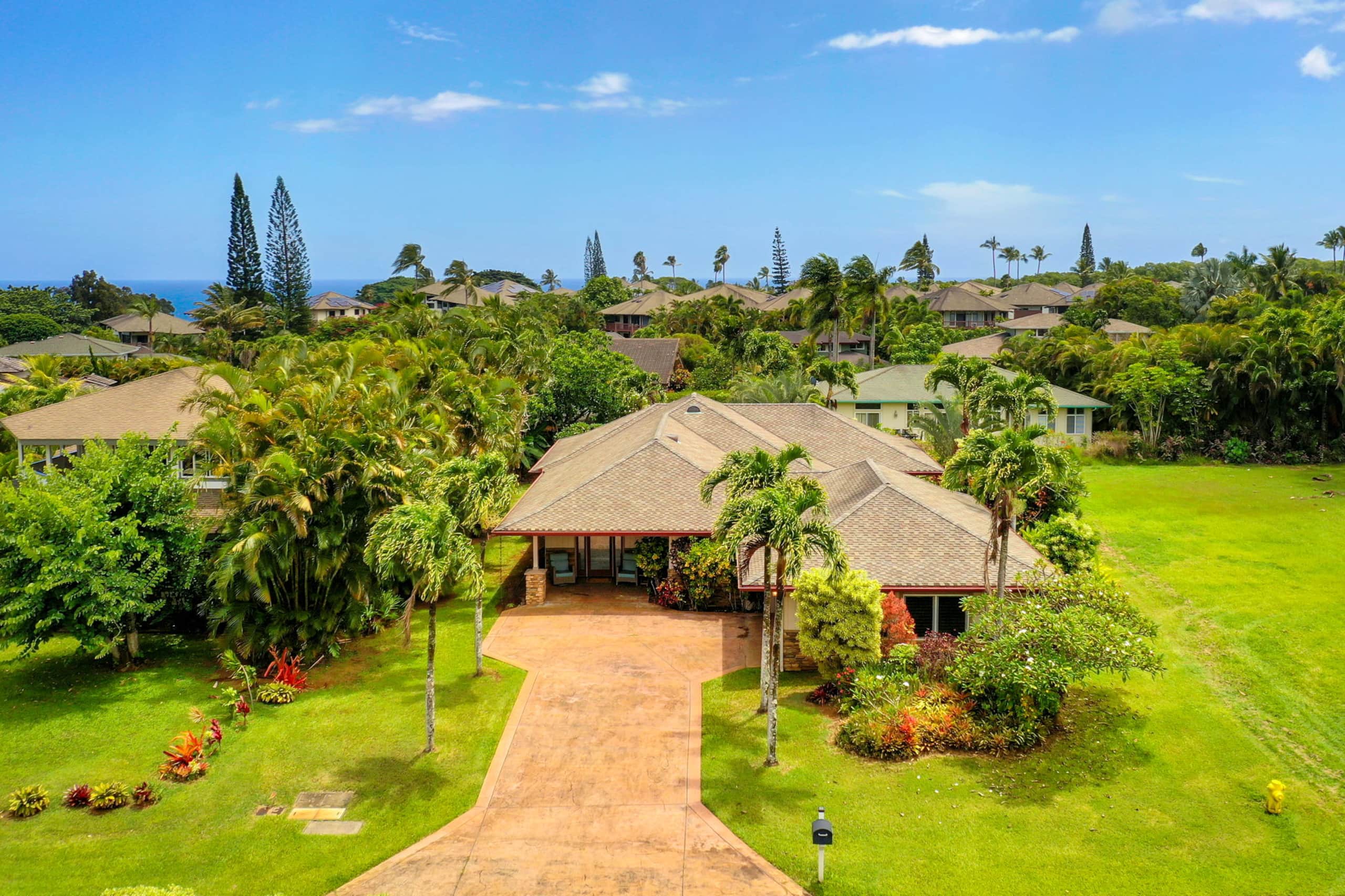Home in Princeville · ★5.0 · 3 bedrooms · 3 beds · 3 private baths - Image 52