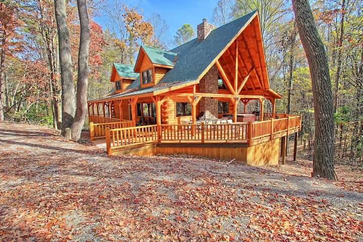 Dogwood Lane Lodge- sleeps up to 18 -Hocking Hills - Cabins for