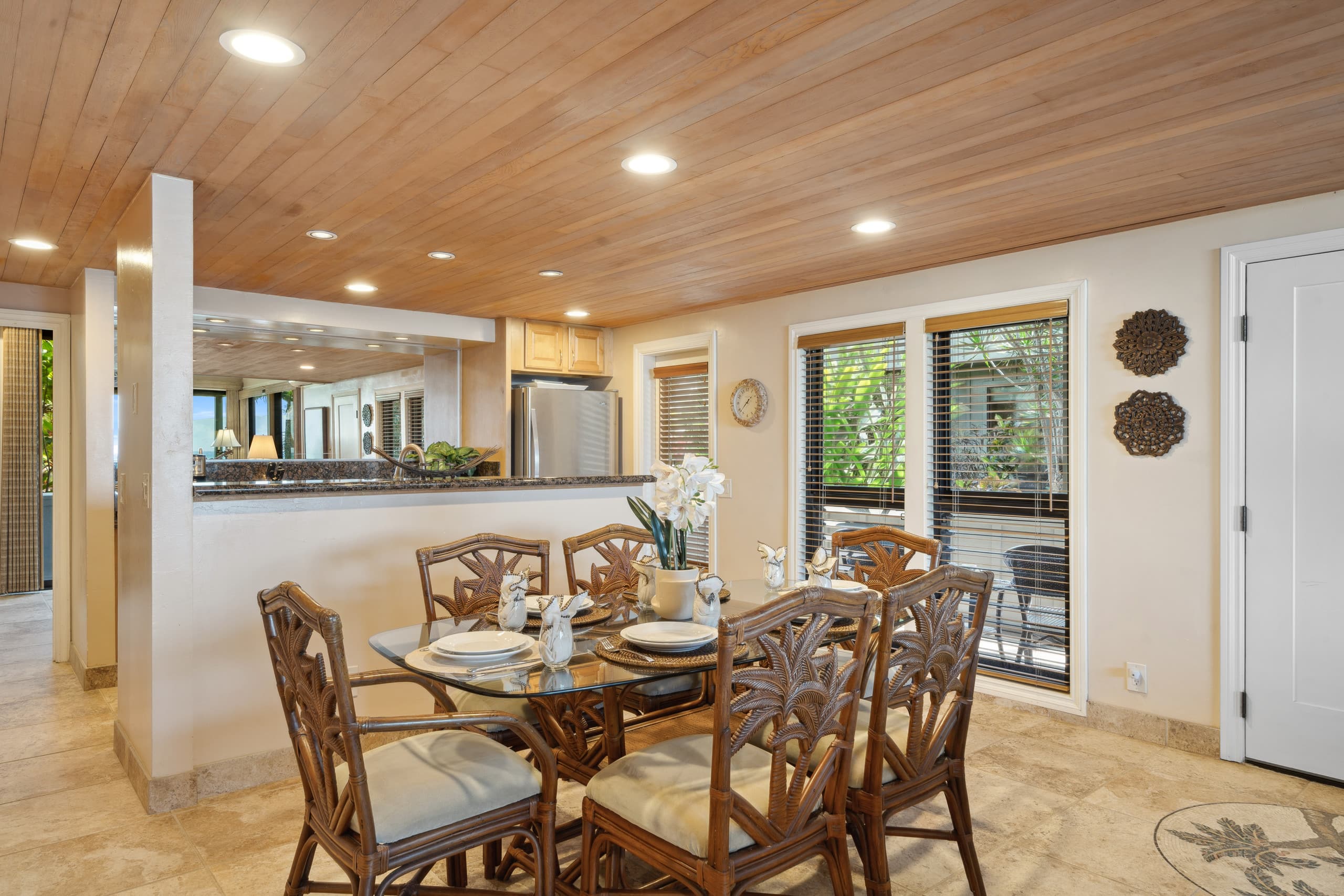 Condo in Lahaina · ★5.0 · 3 bedrooms · 5 beds · 2 baths - Image 12