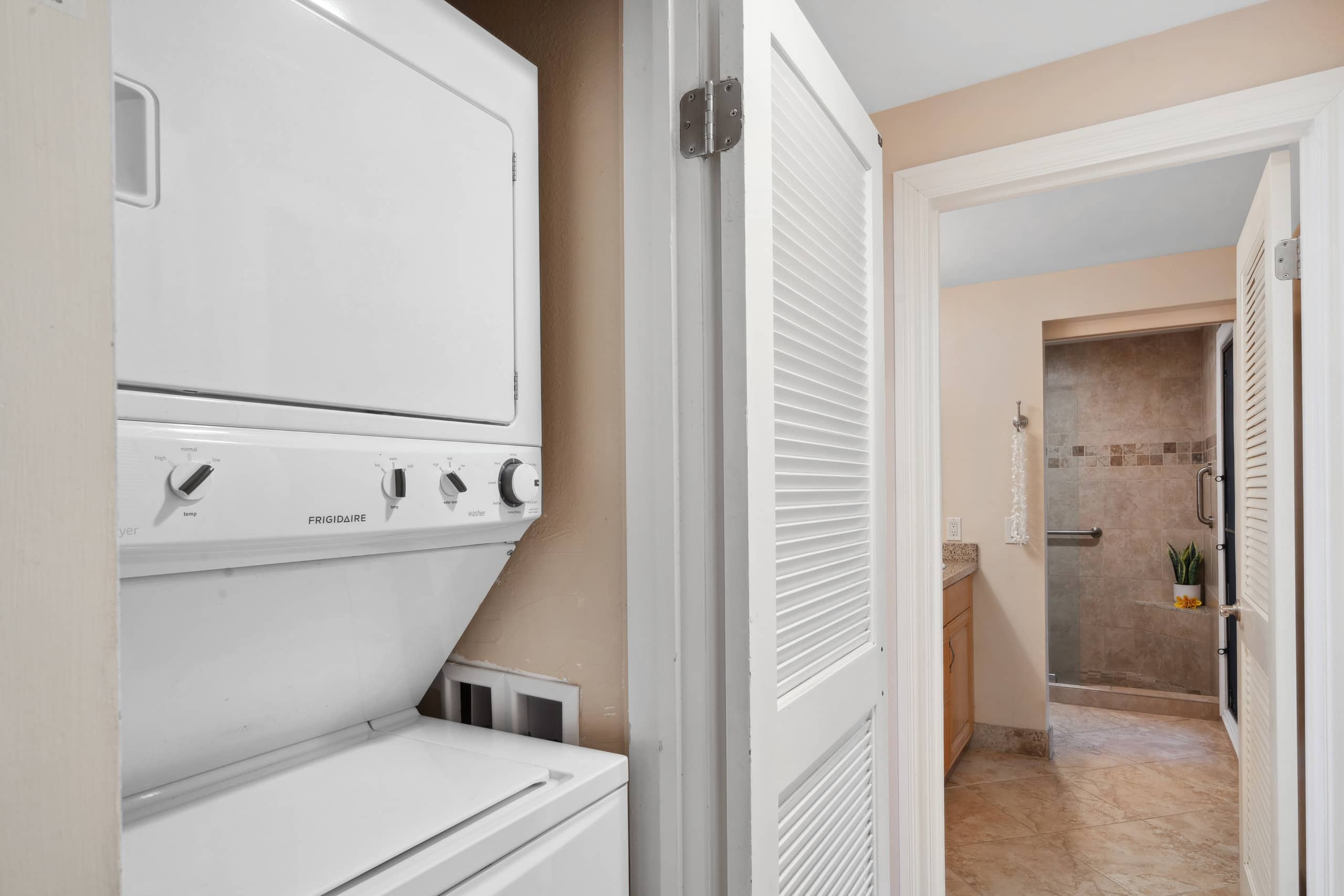 Condo in Lahaina · ★5.0 · 3 bedrooms · 5 beds · 2 baths - Image 37