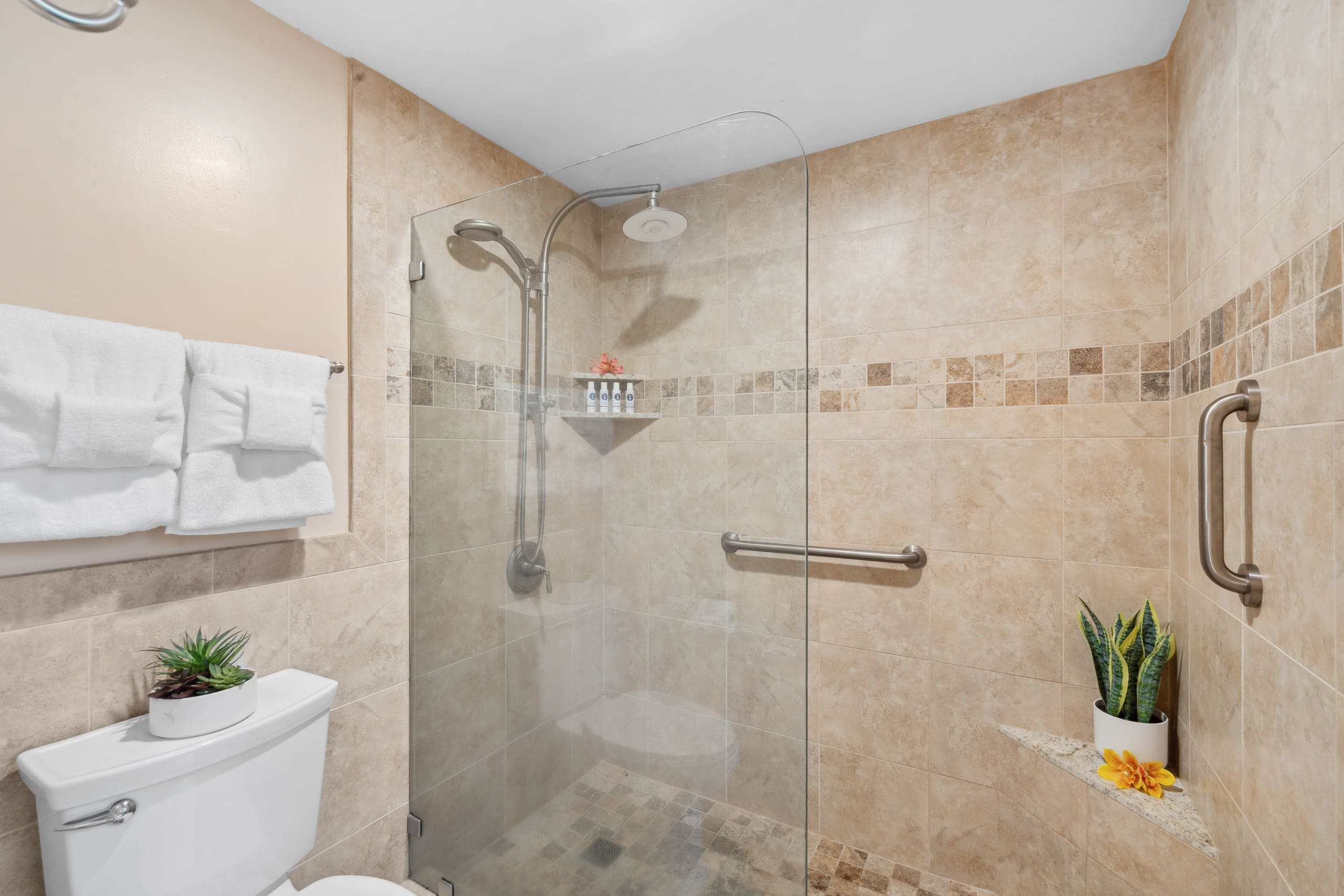 Condo in Lahaina · ★5.0 · 3 bedrooms · 5 beds · 2 baths - Image 27
