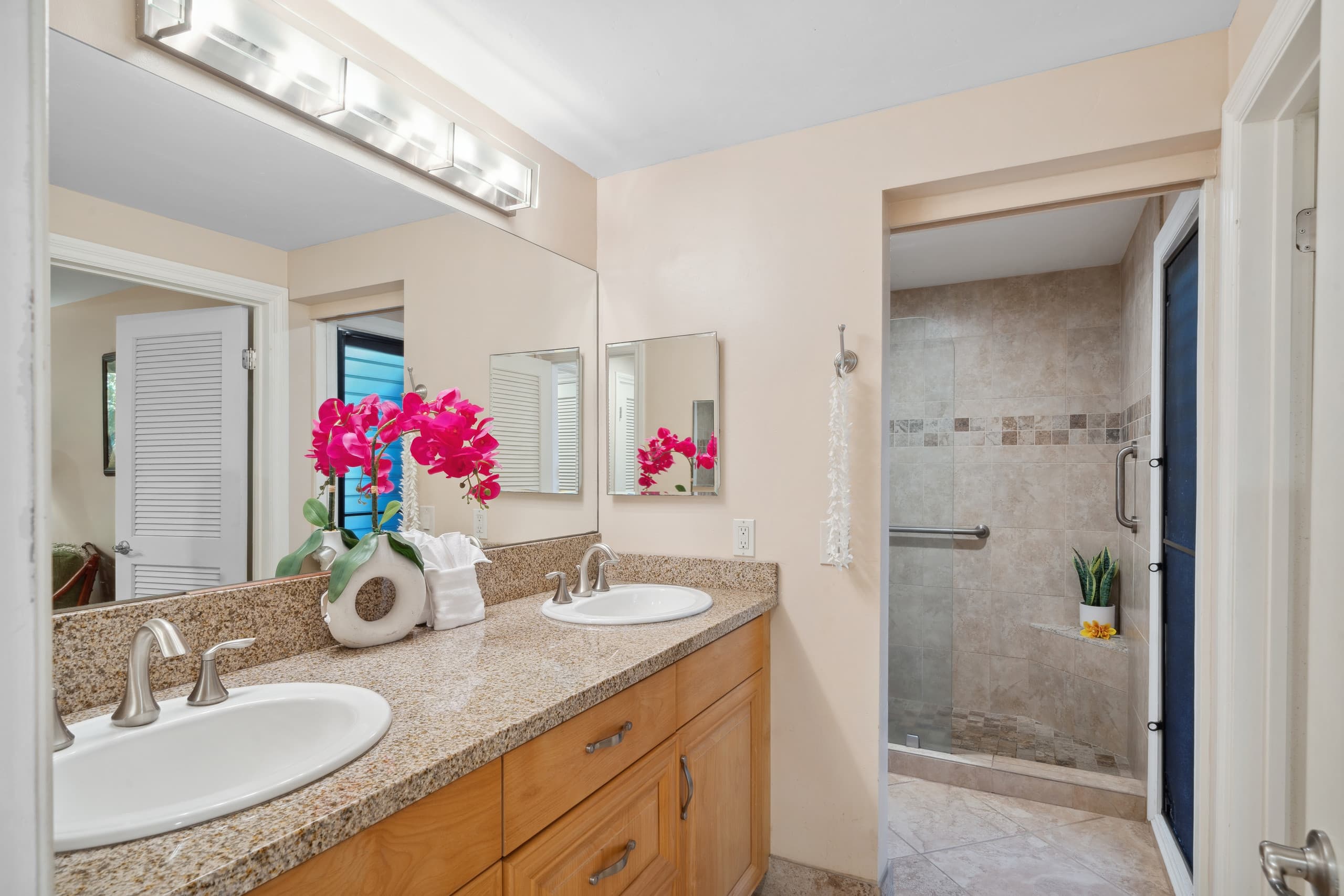 Condo in Lahaina · ★5.0 · 3 bedrooms · 5 beds · 2 baths - Image 31