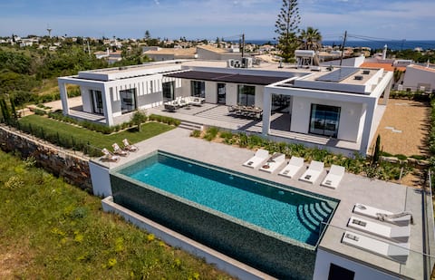 Villa Oliade - Escape to Luxury at Our New Villa