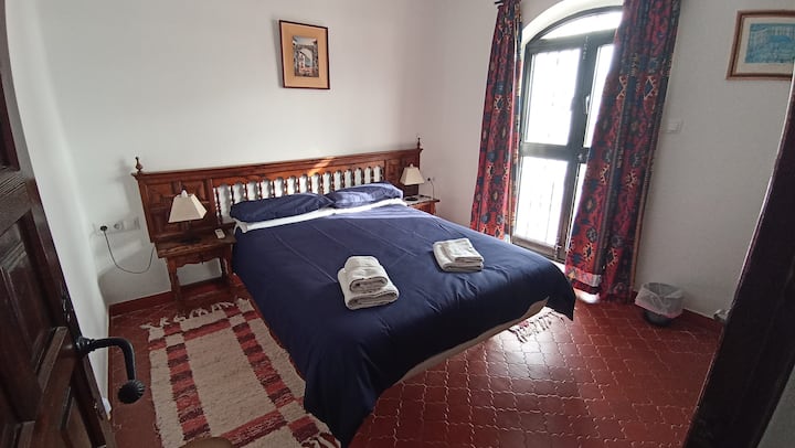 غرفة النوم الرئيسية