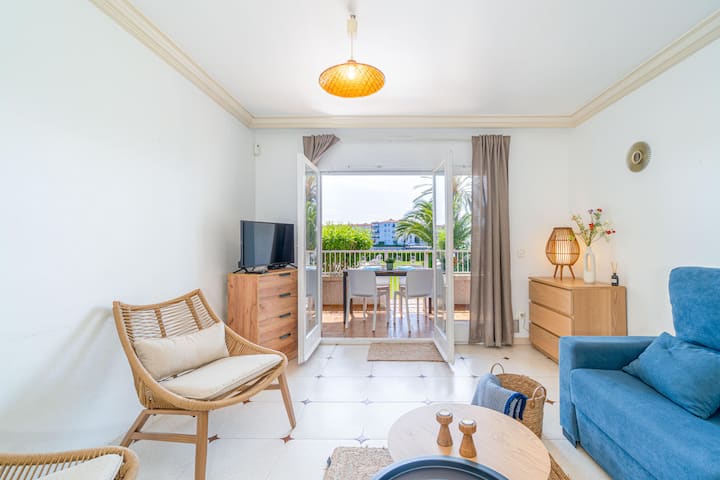 Appartement Avec Vue Sur Le Lac Et Piscine - Empuriabrava