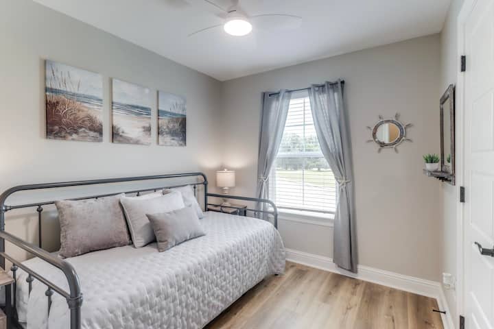 Camera con divano letto 1