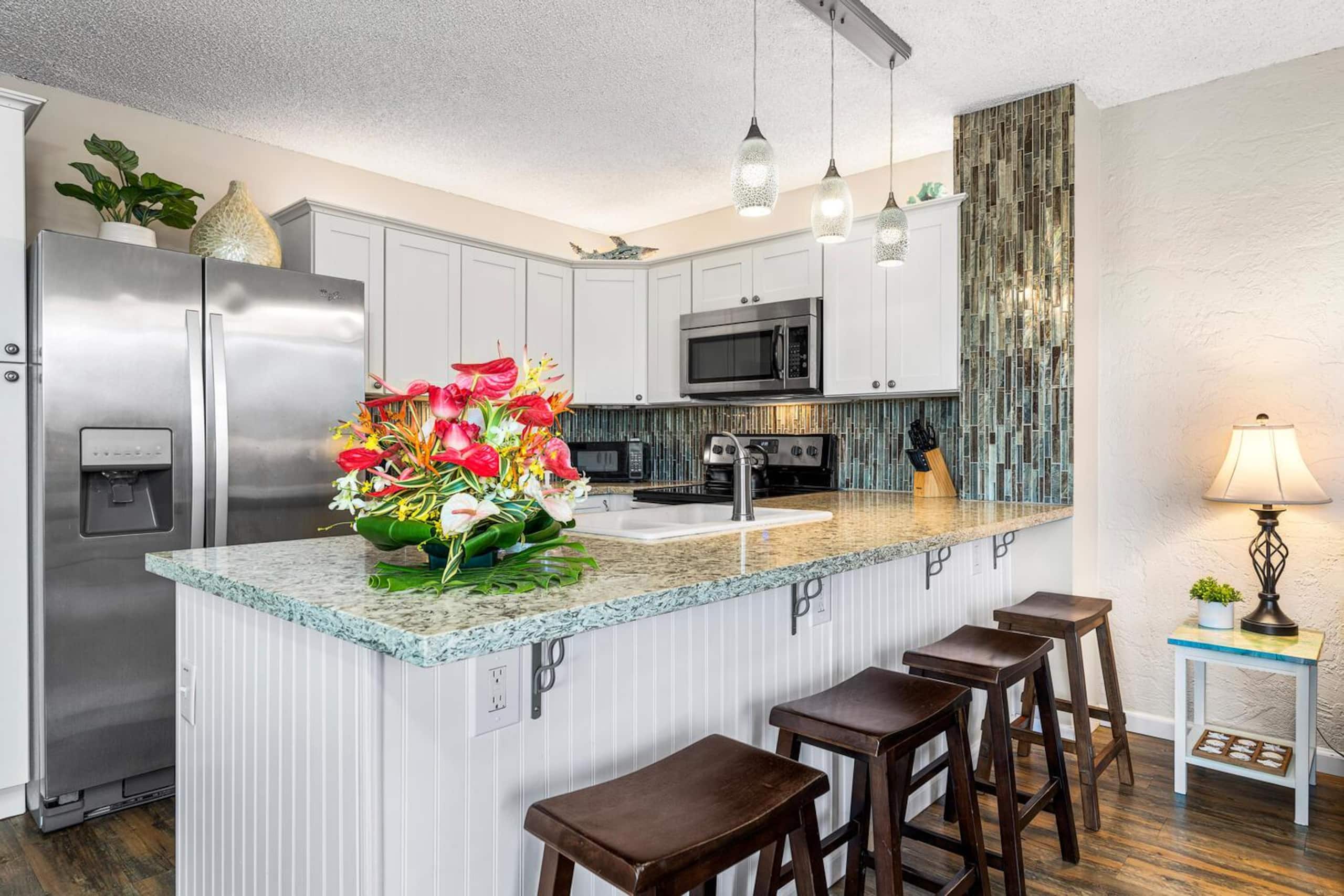 Condo in Kailua-Kona · ★4.88 · 1 bedroom · 2 beds · 1 private bath - Image 9