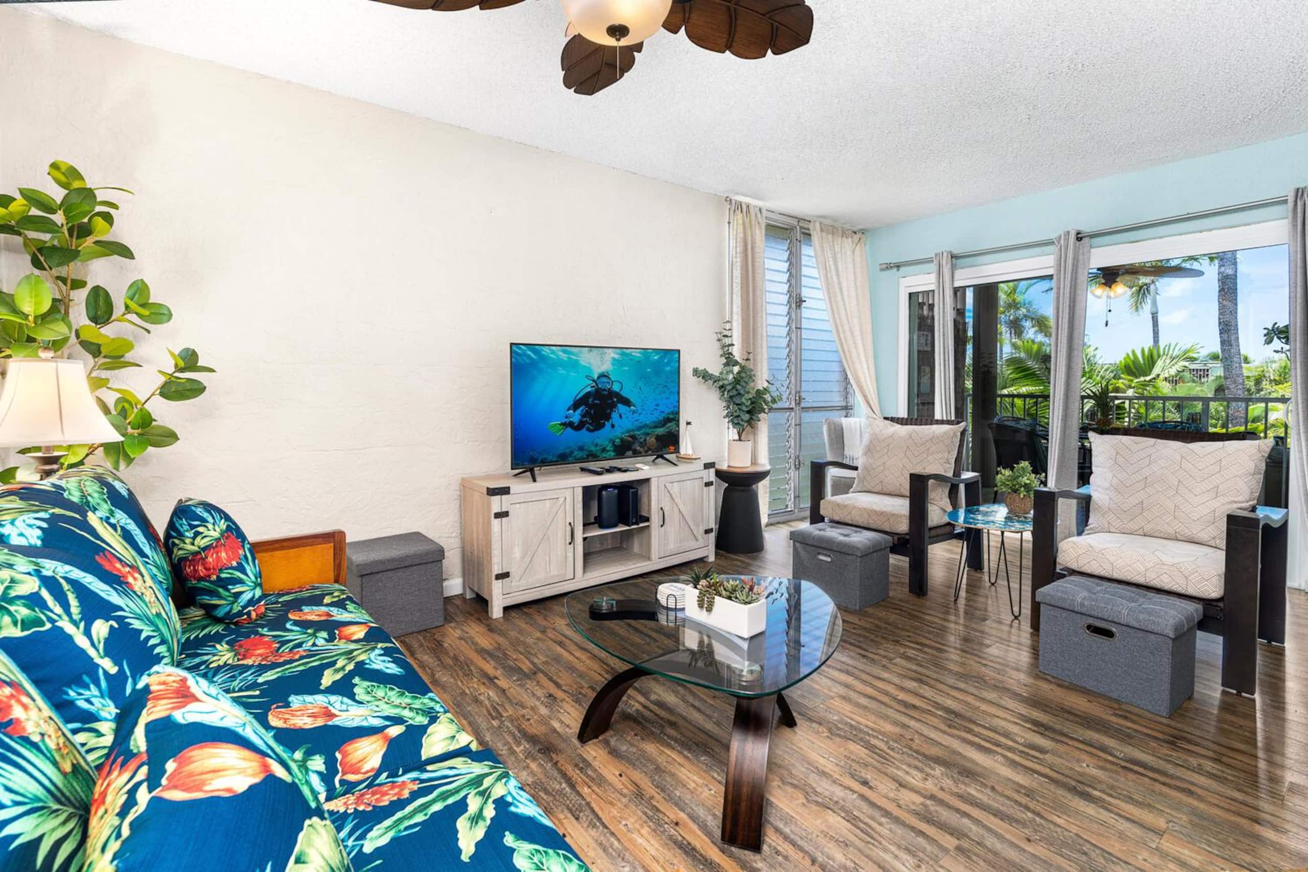 Condo in Kailua-Kona · ★4.88 · 1 bedroom · 2 beds · 1 private bath - Image 4