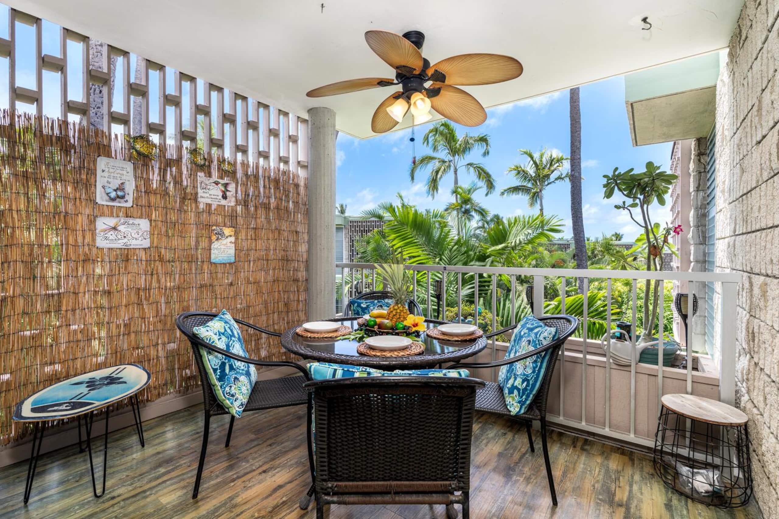 Condo in Kailua-Kona · ★4.88 · 1 bedroom · 2 beds · 1 private bath - Image 3