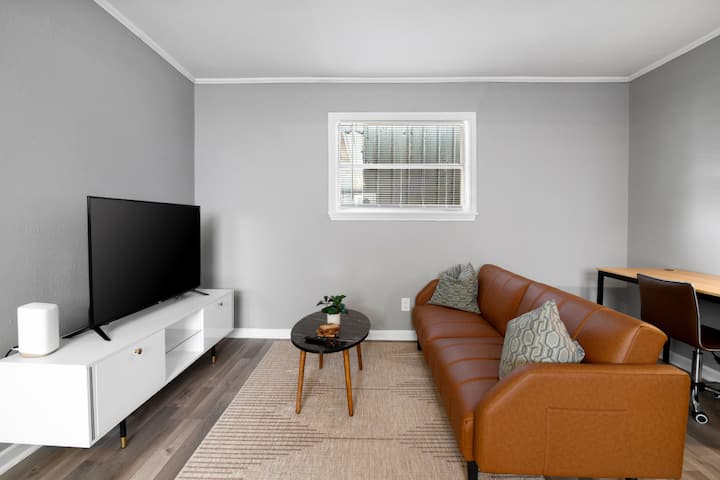 Chic 1 Bdr On Westheimer - Parking - 92 Walk Score - Houston, TX