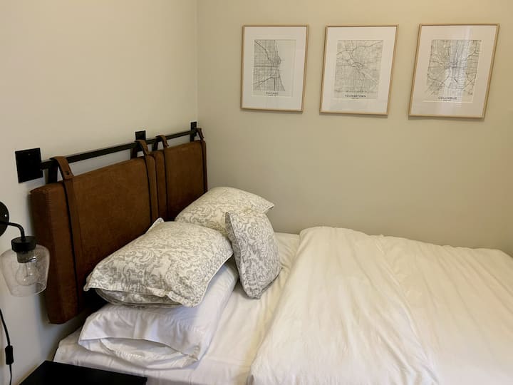 Chambre 2 (lit complet)