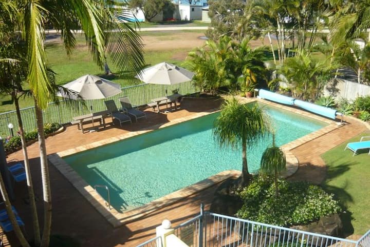 Sails Unit 10 - Golden Beach