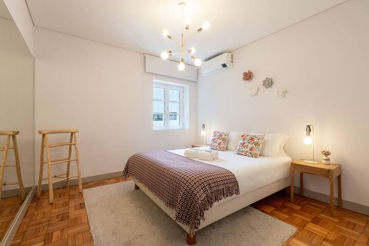 Blue Tile Hideaway by Portugal Active gallery image 5