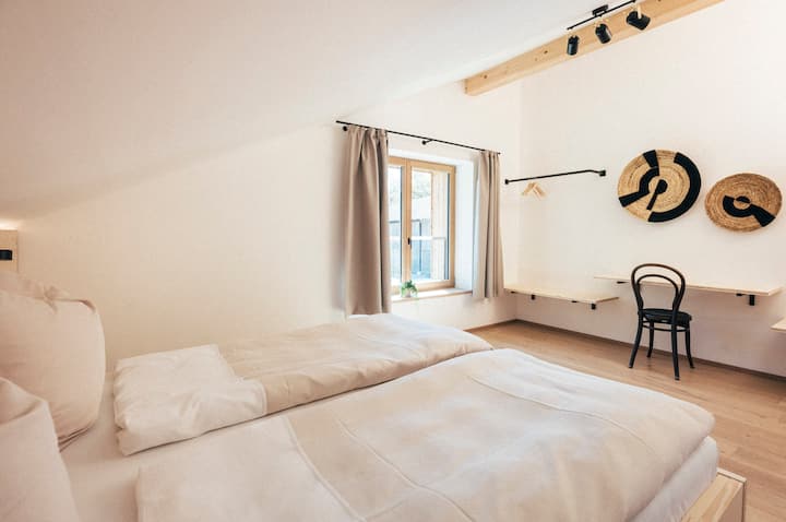 Spálňa, horné poschodie, severovýchod