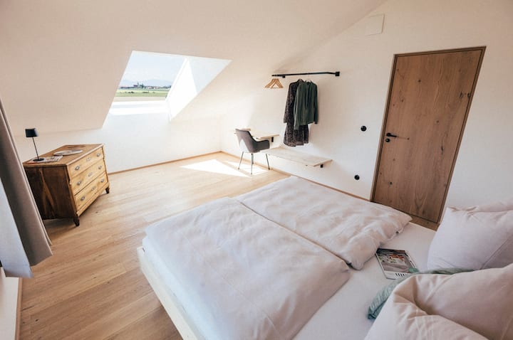 Spálňa, horné poschodie, juhovýchod