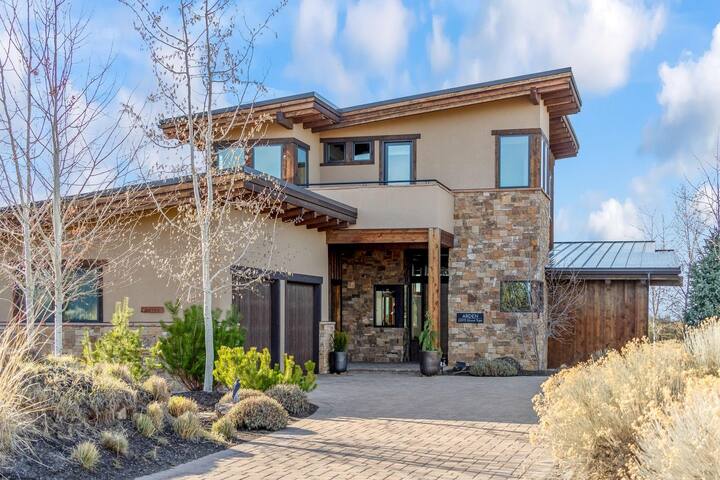 Juniper Preserve managed Airbnb listing 3