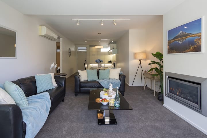Lakeview Balcony With Bbq And Fast Wifi Near Town - Queenstown, New Zealand