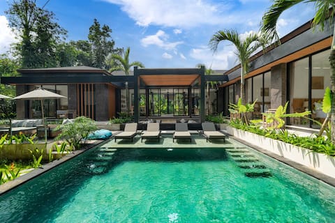 Villa Kia Ora : Your 6 BR Private Escape in Ubud