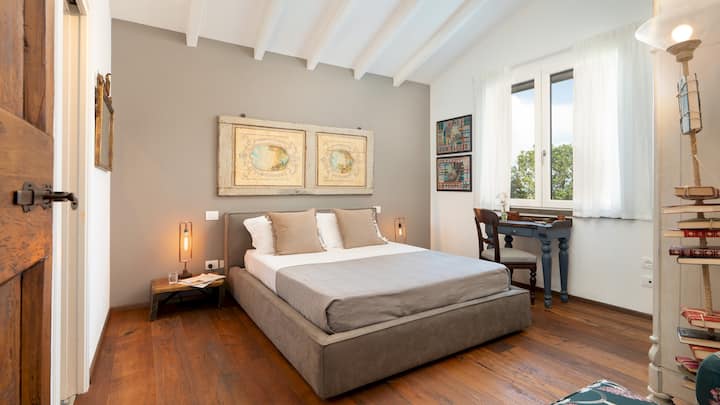 საძინებელი 1