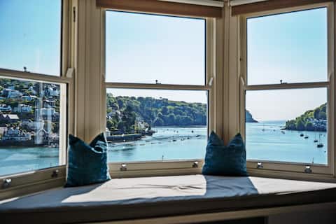Popular Airbnb listing: Dartmouth Gem: River Views & Free Parking in Dartmouth
