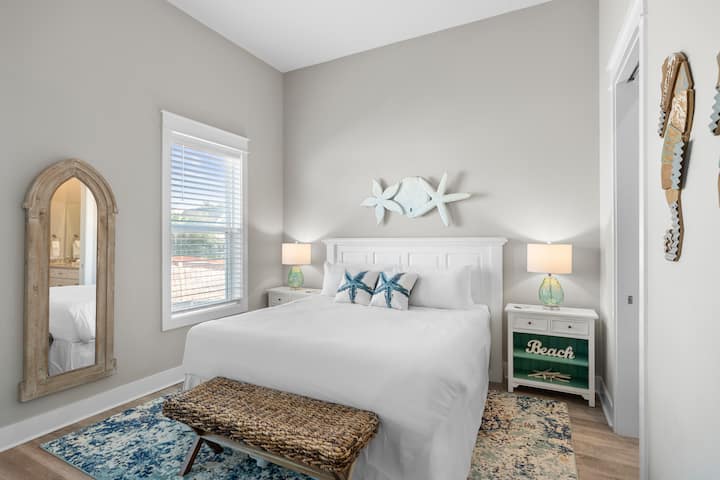 Spálňa 3 má manželskú posteľ a vlastnú kúpeľňu.