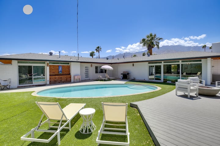 2 Mi To Dtwn Palm Springs: Vibrant Home W/ Hot Tub - Palm Springs