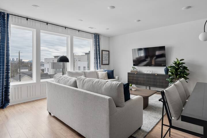 Ivy & Ivan at The Lucy – Dual Townhomes + Hot Tub gallery image 2