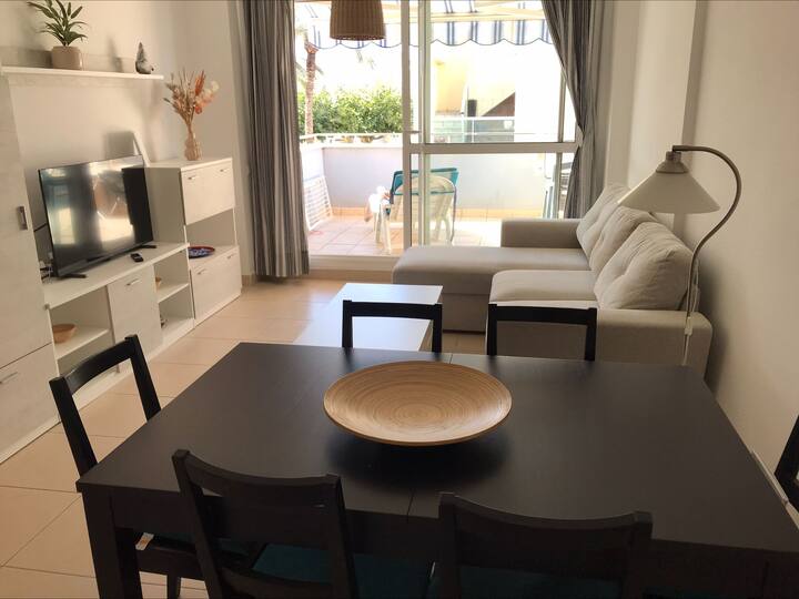 Appartement De 2 Chambres Dans Le Complexe Oasis - Roquetas de Mar