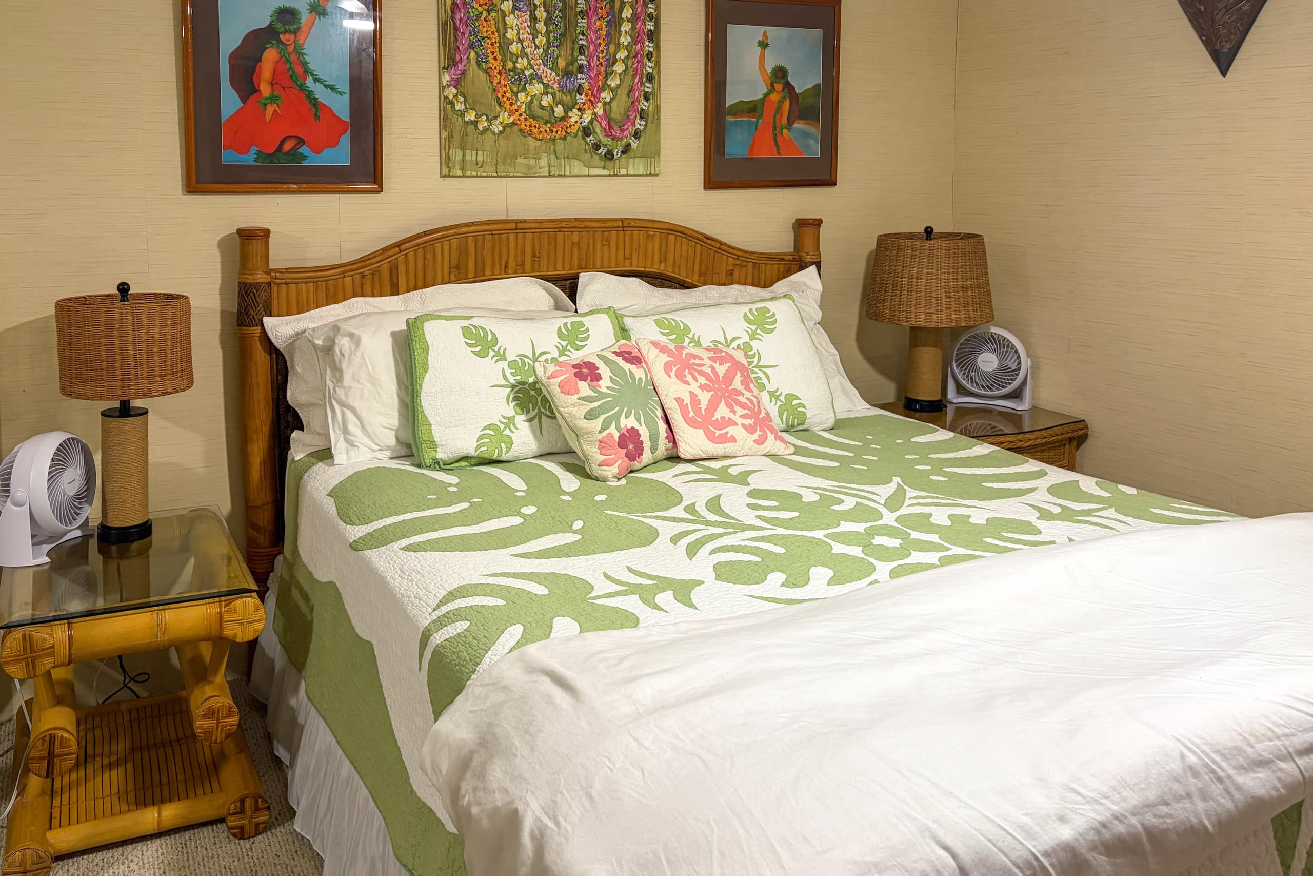Condo in Hauula · ★4.88 · 1 bedroom · 2 beds · 1 private bath - Image 15