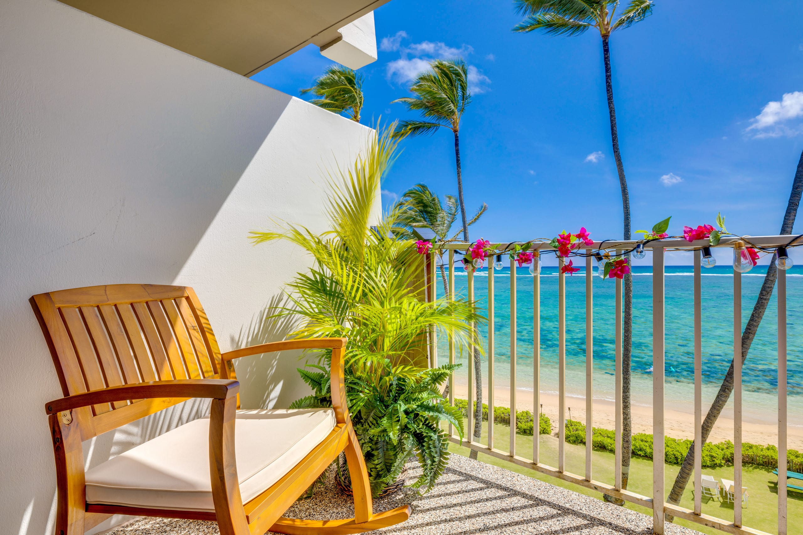 Condo in Hauula · ★4.88 · 1 bedroom · 2 beds · 1 private bath - Image 30