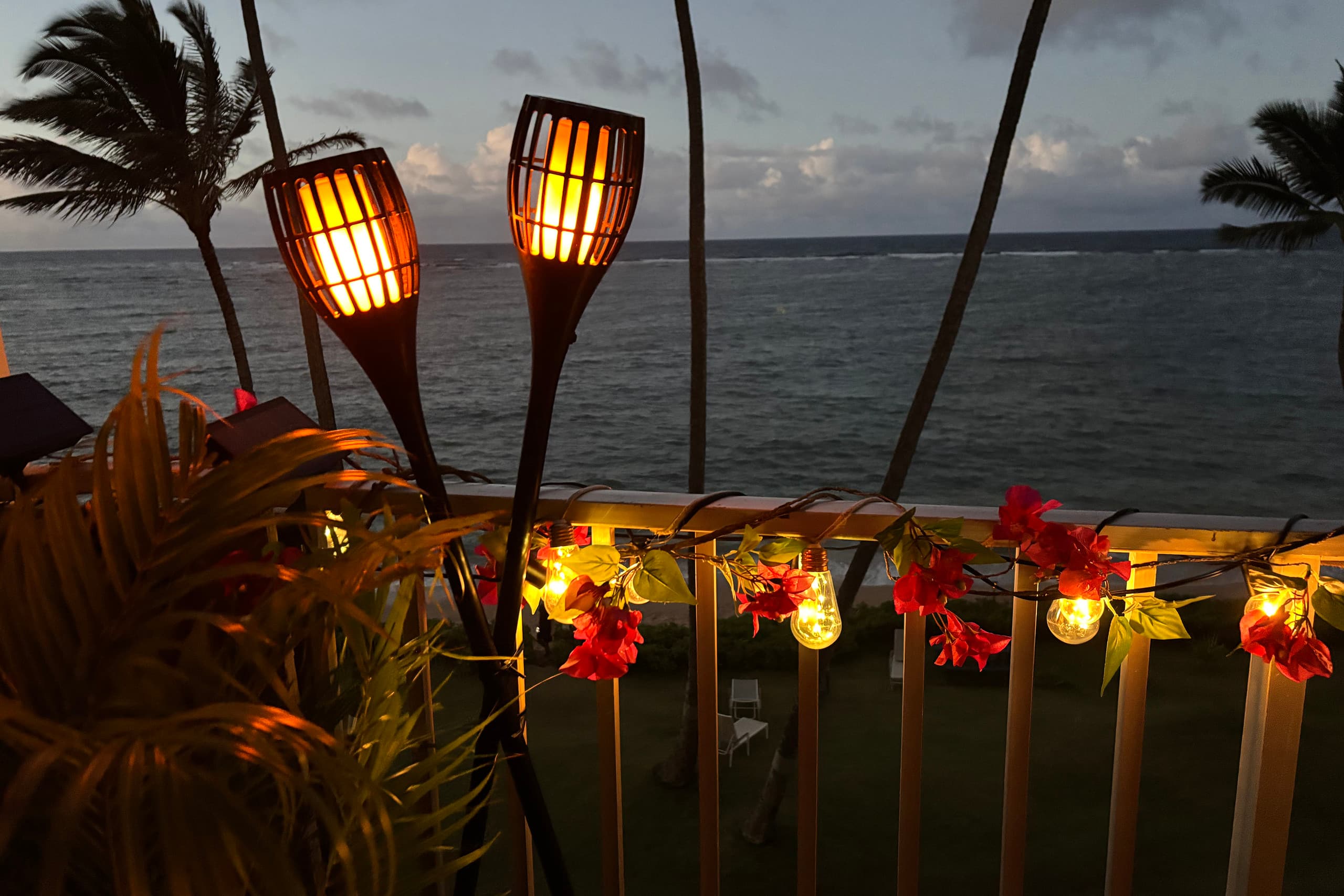 Condo in Hauula · ★4.88 · 1 bedroom · 2 beds · 1 private bath - Image 25