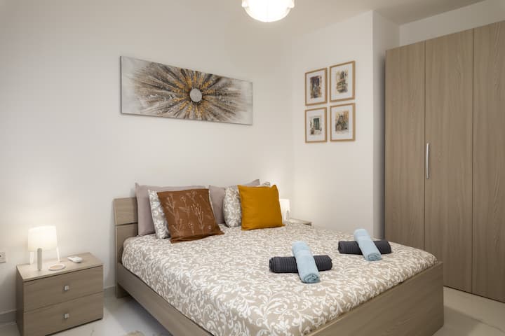 غرفة النوم 2