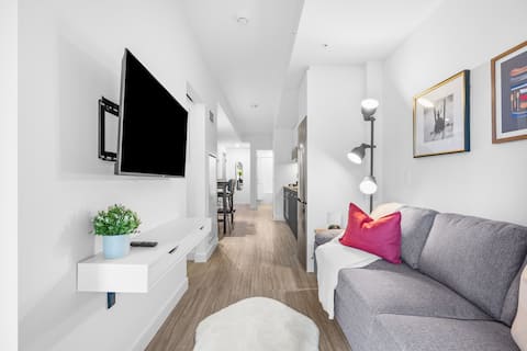 Popular Airbnb listing: Central Stay | Parking, Laundry, AC (25+) in Eau Claire
