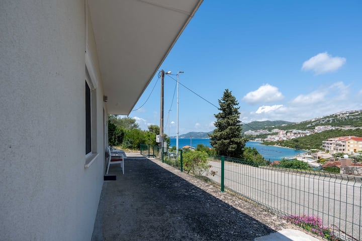 Casa Blu - Neum