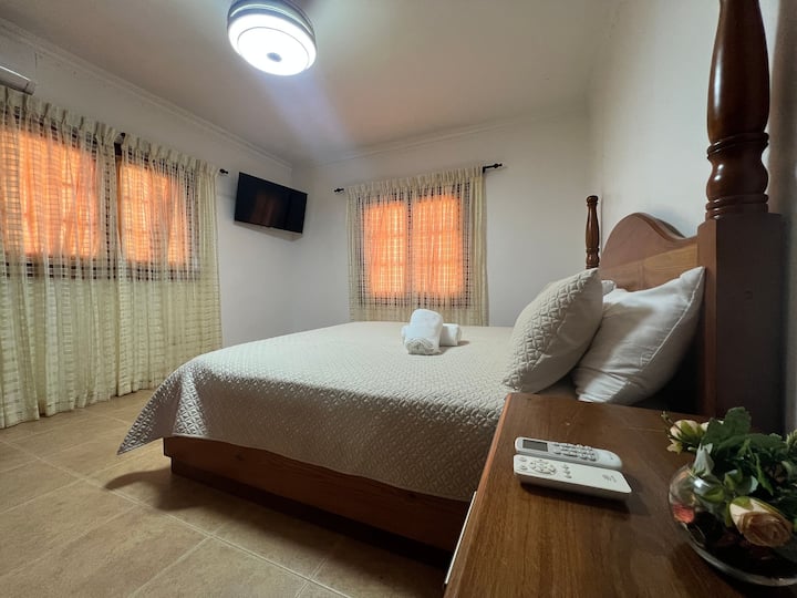 Фотографија од целата соба