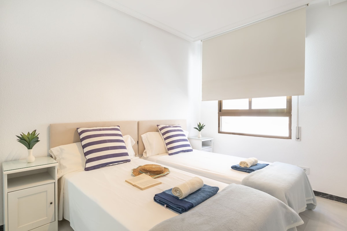 Cama, Foto de toda la habitación, Cuarto, Bed, Photo of the whole room, Bedroom