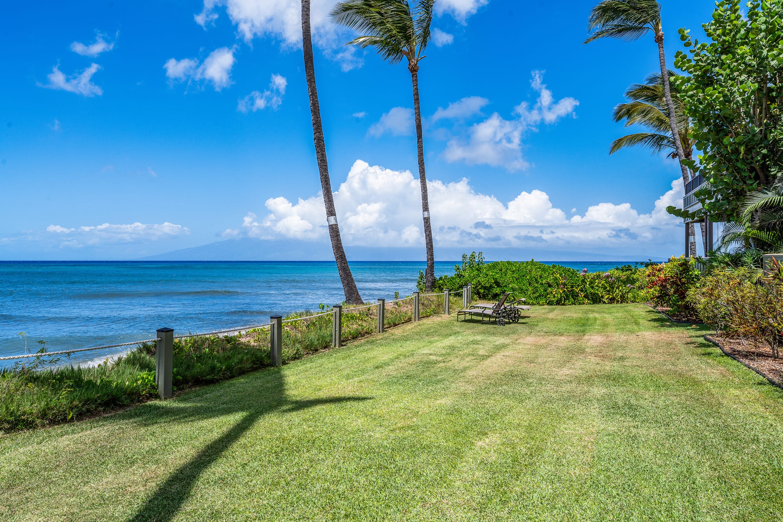Condo in Lahaina · ★5.0 · 2 bedrooms · 4 beds · 2 baths - Image 43