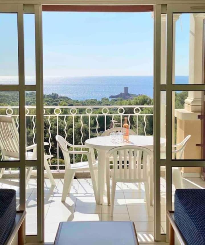 Appartement 2p Avec Piscine Proche De La Mer - Agay