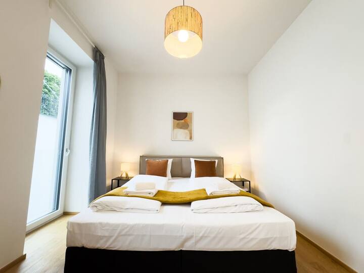 Stylish Studio, Smart Tv, King-size Bed - Klosterneuburg