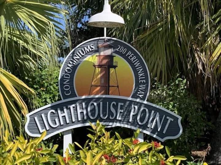 Spacious 2br + Den Sanibel Escape | Steps To Beach - Sanibel, FL