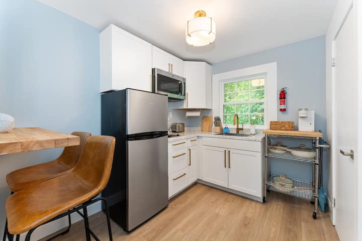 Steps To Beach, Pier, Park | Condo With Pool • 2 - Old Orchard Beach, ME