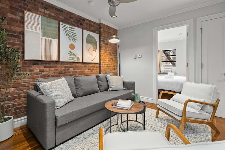 Sleek Midtown East Stay Near Everything