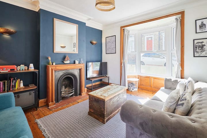 Host & Stay | Gray Street - Whitby, UK
