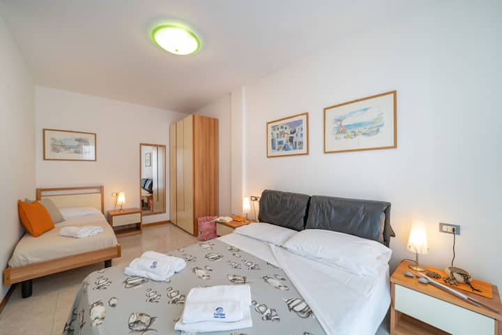 Maison De Vacances Raffinée Avec Terrasse - Bibione